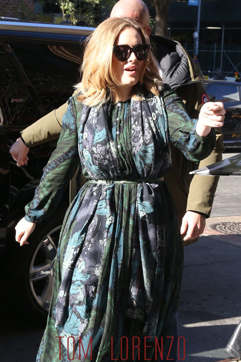 Adele-Street-Style-Fashion-NYC-Burberry-Prorsum-Tom-Lorenzo-Site (1)