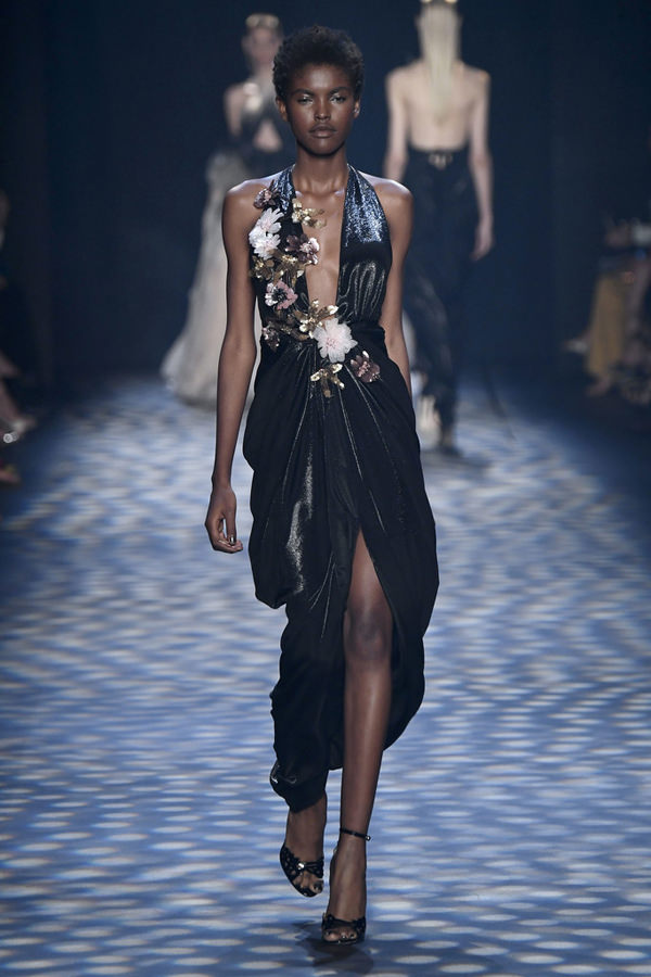 Fashion style Spring marchesa runway review for woman Fashion style Spring marchesa runway review for woman