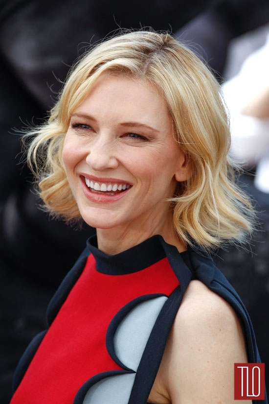Cate-Blanchett-Delpozo-How-Train-Your-Dragon=Phot-Call-Cannes-Delpozo-Tom-Lorenzo-Site-TLO (4)