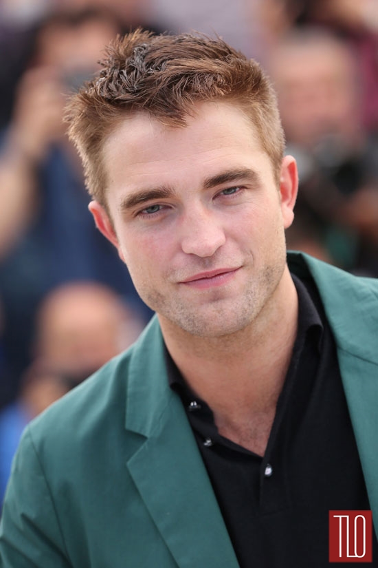 Robert-Pattinson-The-Rover-Photo-Call-Cannes-Tom-Lorenzo-Site-TLO (5)