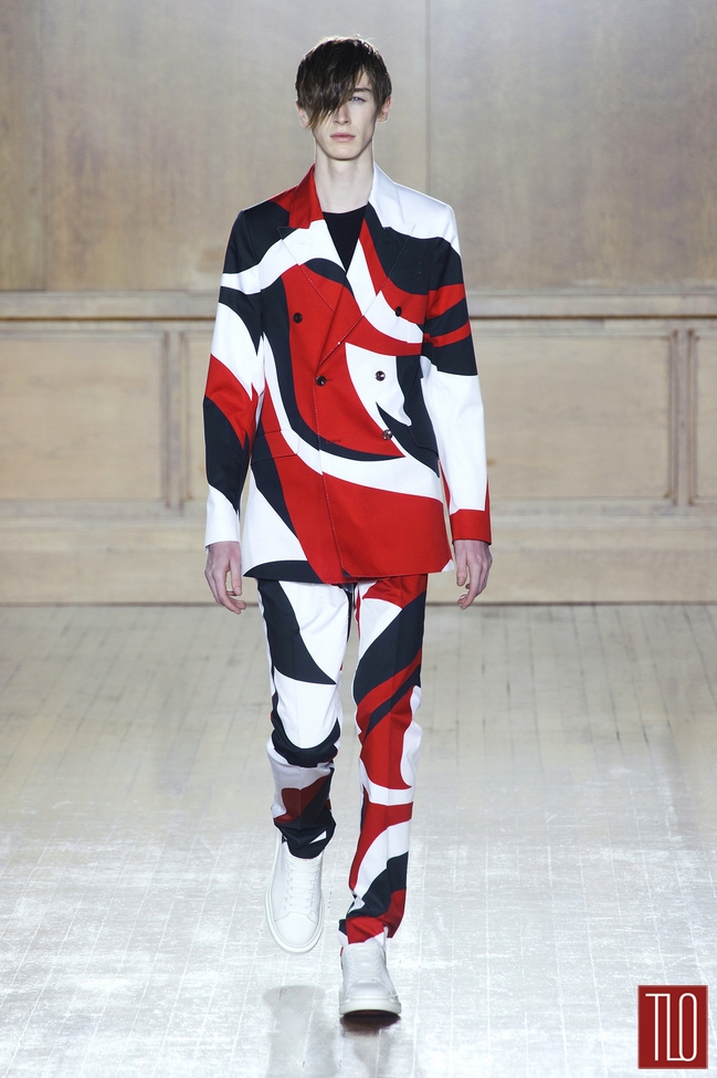 Alexander-McQueen-Spring-2015-Menswear-Collection-Tom-Lorenzo-Site-TLO (20)