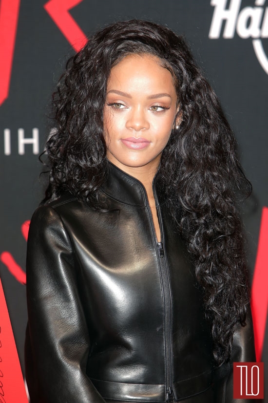 Rihanna-Rock-Hard-Cafe-Charity-Event-Paris-Azzedine-Alaia-Tom-Lorenzo-Site-TLO (3)