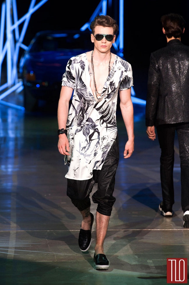 Roberto-Cavalli-Spring-2015-Menswear-Collection-Milan-Fashion-Week-Tom-Lorenzo-Site-TLO (19)