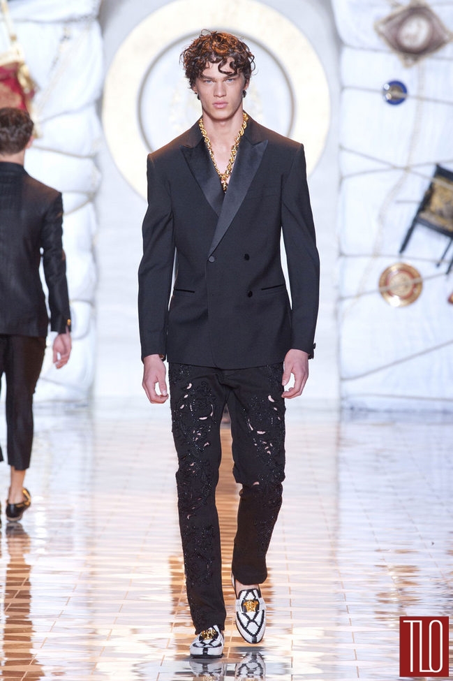Versace-Spring-2015-Menswear-Collection-Milano-Fashion-Week-Tom-Lorenzo-Site-TLO (28)