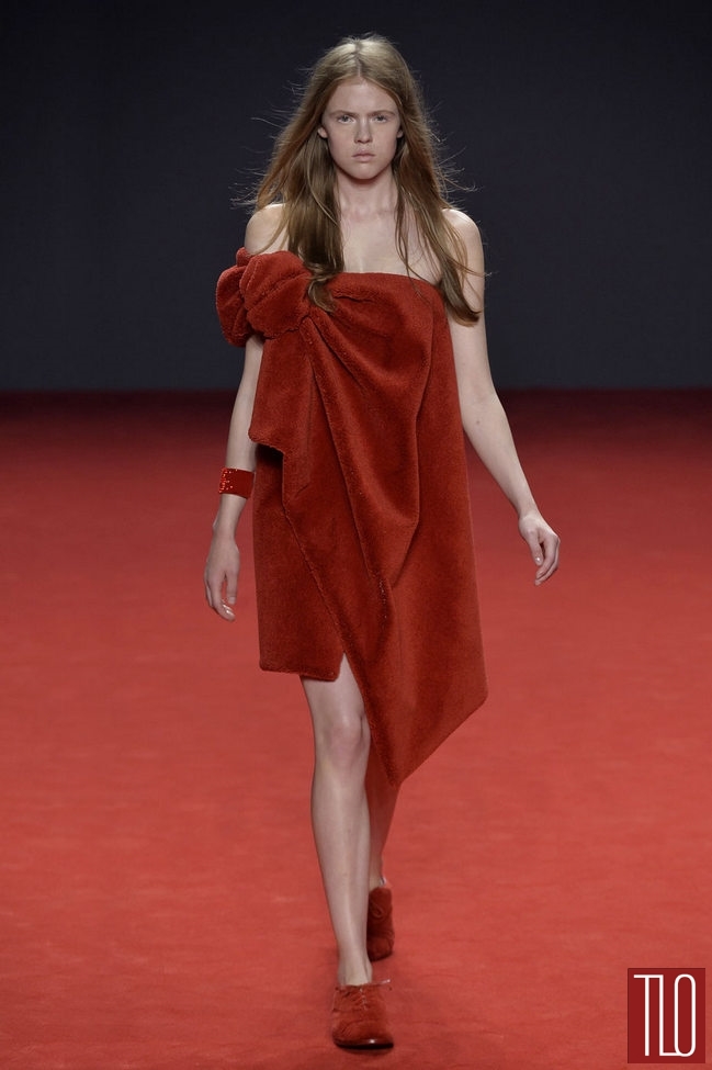 Viktor-Rolf-Fall-2014-Couture-Collection-Tom-Lorenzo-Site-TLO (11)