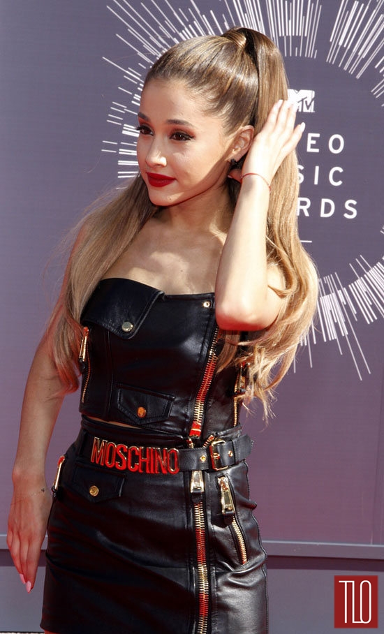 Ariana-Grande-2014-MTV-Video-Music-Awards-VMAs-Moschino-Red-Carpet-Tom-Lorenzo-Site-TLO (4)