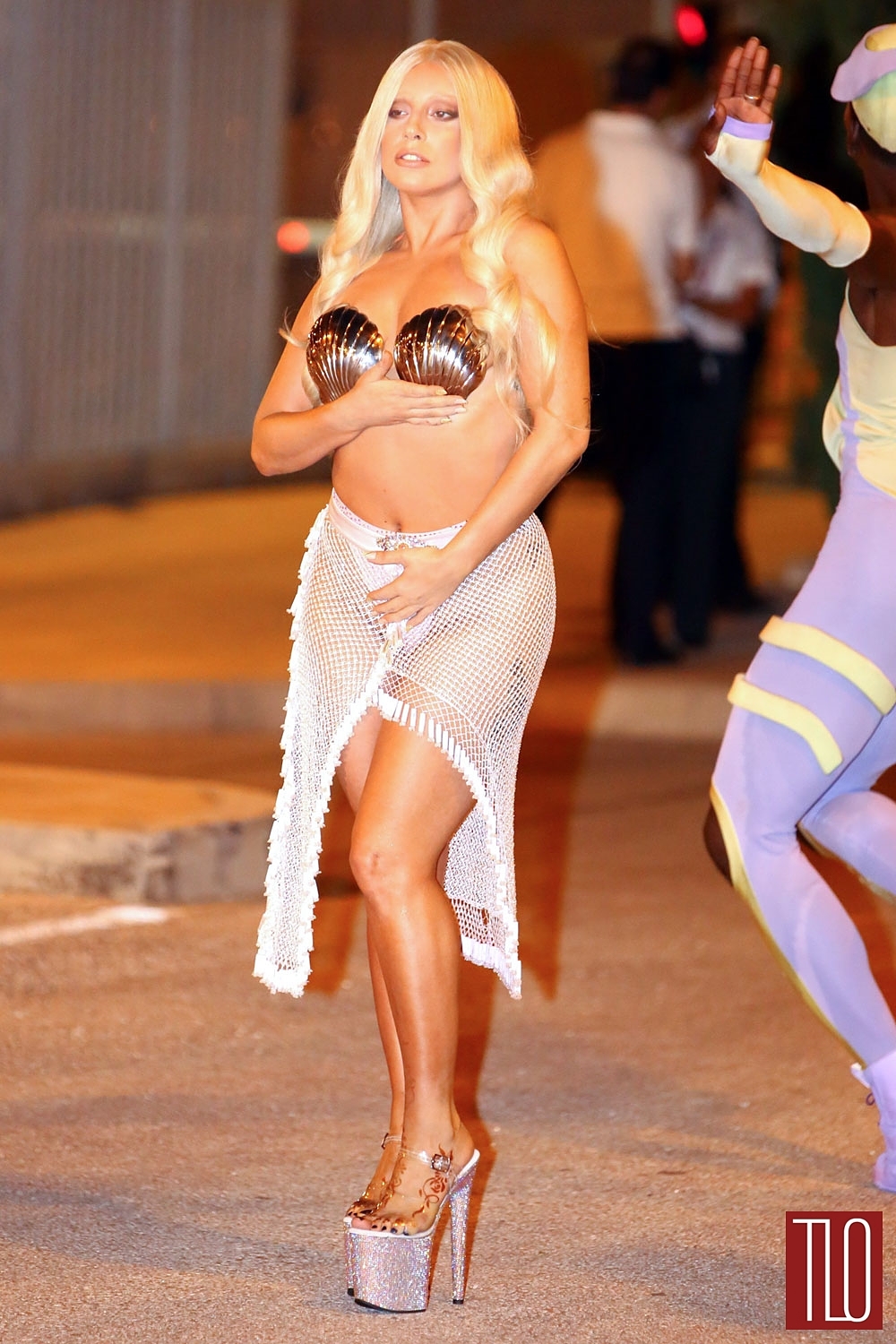 Lady-Gaga-GOTS-BGLH-Athens-Tom-Lorenzo-Site-TLO (1)