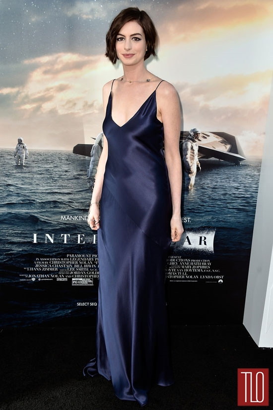 Anne-Hathaway-Richard-Nicoll-Interstellar-Movie-Premiere-Red-Carpet-Fashion-Richard-Nicoll-Tom-Lorenzo-Site-TLO (2)