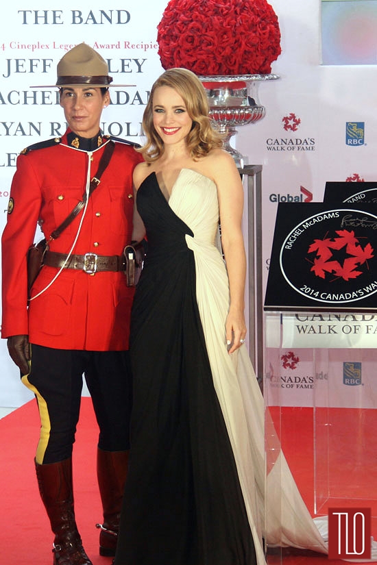 Rachel-McAdams-Red-Carpet-2014-Canada-Walk-Fame-Awards-Fashion-Zuhair-Murad-Coutoure-Tom-Lorenzo-Site-TLO (4)