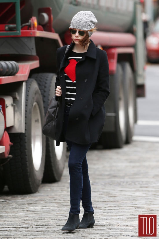 Emma-Stone-GOTS-New-York-Street-Style-Express-Graphic-Heart-Sweater-Dress-Tom-Lorenzo-Site-TLO (2)
