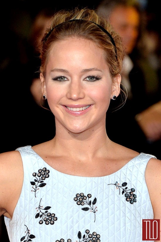 Jennifer-Lawrence-Hunger-Games-Mockingjay-Part-1-London-Premiere-Red-Carpet-Fashion-Christian-Dior-Tom-Lorenzo-Site-TLO (6)