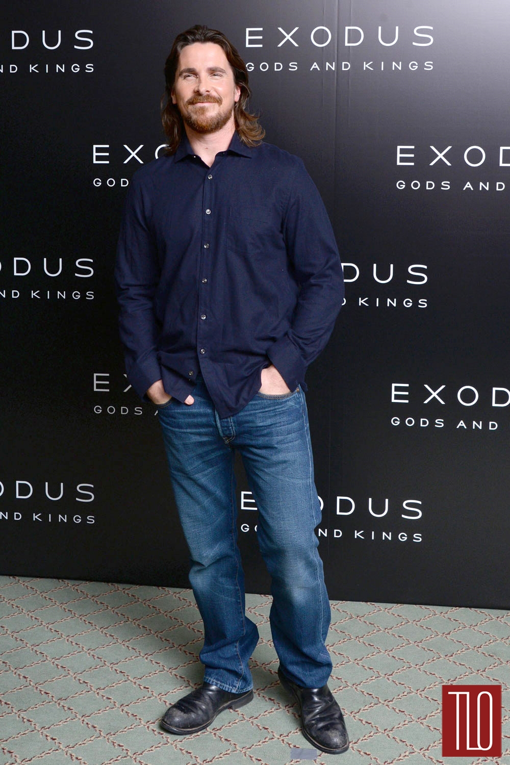 Christian-Bale-Exodus-Gos-Kings-Movie-Paris-Photocall-Red-Carpet-Tom-LOrenzo-Site-TLO (1)