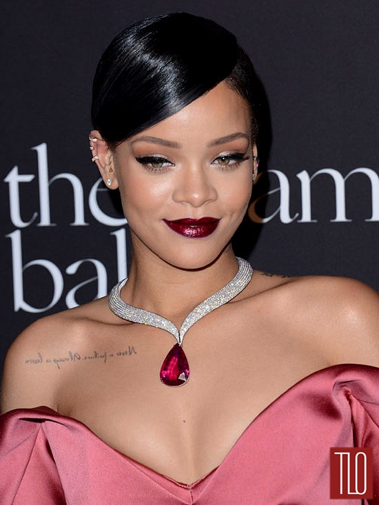 Rihanna-2014-Diamond-Ball-Red-Carpet-Fashion-Zac-Posen-Chopard-Tom-LOrenzo-Site-TLO (4)