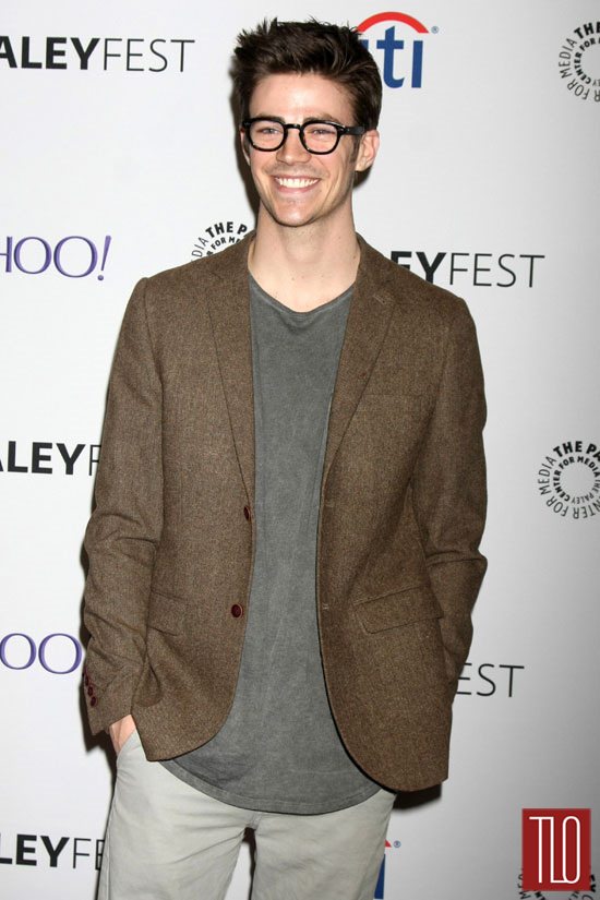 3-Paley-Fest-2015-Arrow-The-Flash-Panel-Red-Carpet-Fashion-Grant-Gustin-1