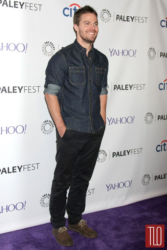 8-Paley-Fest-2015-Arrow-The-Flash-Panel-Red-Carpet-Fashion-Stephen-Amell-2