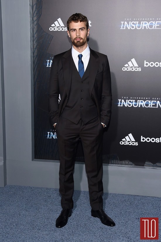 Insurgent-New-York-Movie-Premiere-Red-Carpet-Fashion-Rundown-Tom-Lorenzo-Site-TLO (9)