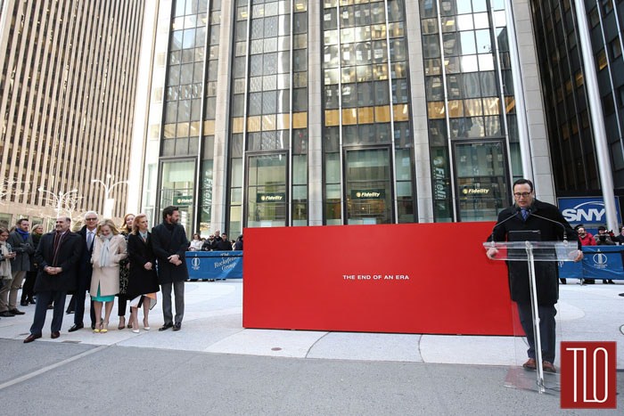Mad-Men-Unveiling-Scultpure-Time-Life-Plaza-Building-New-York-Tom-Lorenzo-Site-TLO (2)