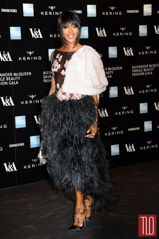 Naomi-Campbell-Alexander-McQueen-Savage-Beauty-Exhibition-Red-Carpet-Fashion-Tom-LOrenzo-Site-TLO (5)