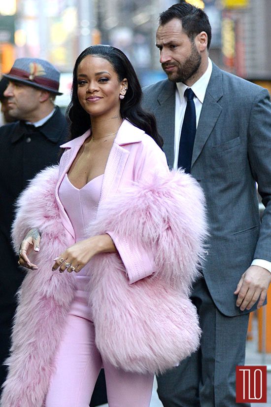 Rihanna-Good-Morning-America-Street-Style-Tom-LOrenzo-Site-TLO (4)