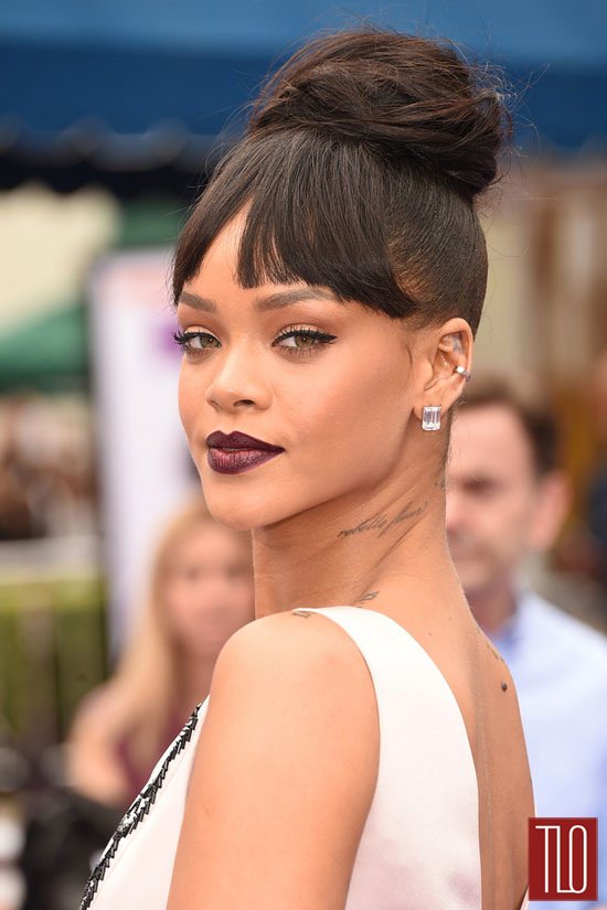 Rihanna-Home-Special-Screening-Los-Angeles-Red-Carpet-Fashion-Christian-Dior-Couture-Tom-LOrenzo-Site-TLO (3)