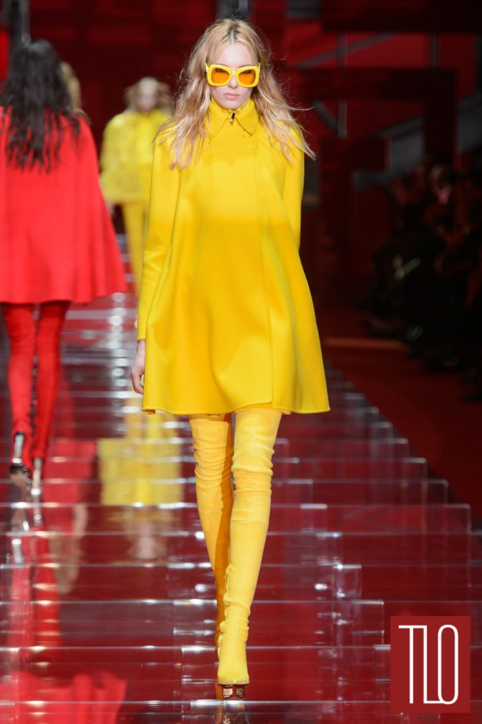 Versace-Fall-2015-Collection-Runway-Milan-Fashion-Week-Tom-Lorenzo-Site-TLO (1)