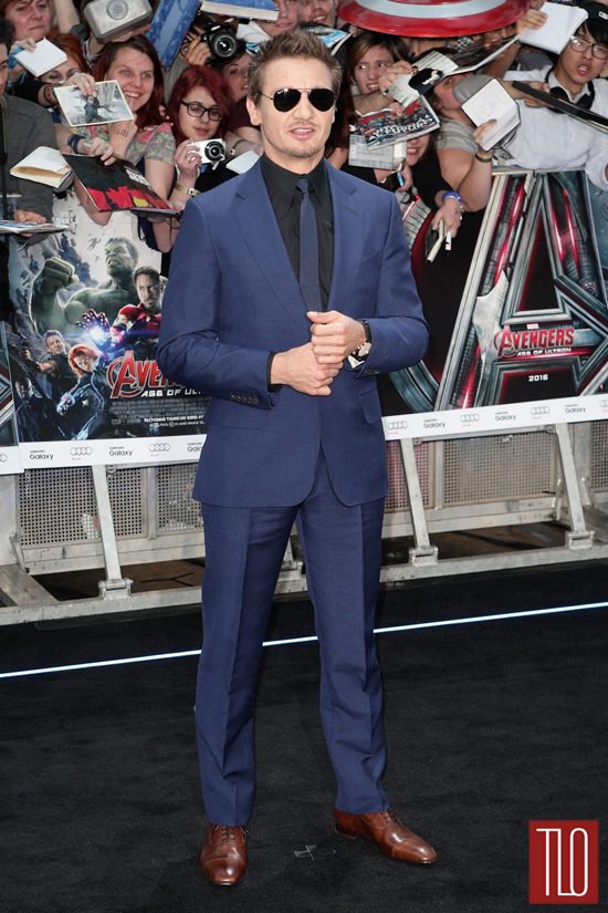 Avengers-London-Movie-Premiere-Red-Carpet-Fashion-Tom-Lorenzo-Site-TLO (3)