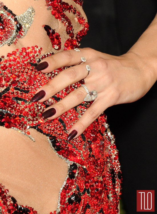 Jennifer-Lopez-2015-Met-Gala-Red-Carpet-Fashion-Atelier-Versace-Tom-Lorenzo-Site-TLO (5)