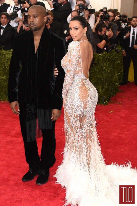 Kim-Kardashia-Kanye-West-Met-Gala-2015-Red-Carpet-Fashion-Givenchy-Couture-Tom-Lorenzo-Site-TLO (4)