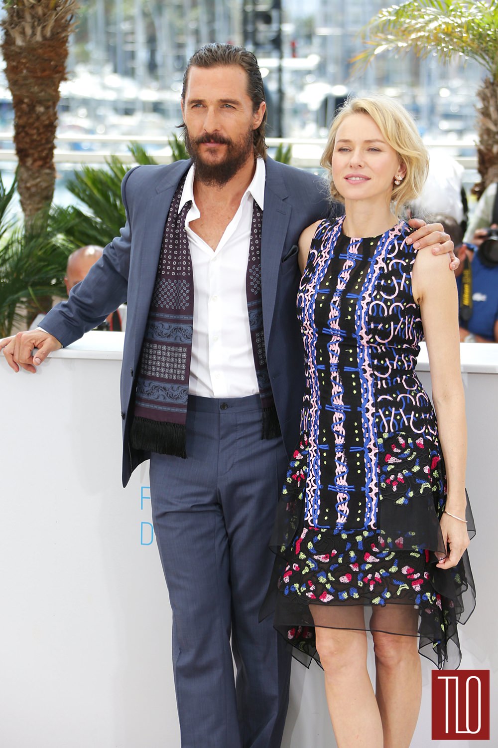 Matthew-McConaughey-Naomi-Watts-Sea-Trees-Movie-Photocall-Cannes-Film-Festival-2015-Red-Carpet-Fashion-Peter-Pilotto-Dolce-Gabbana-Tom-Lorenzo-Site-TLO (1)