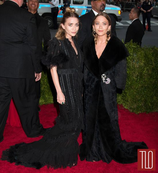 Met-Gala-2015-Red-Carpet-Fashion-Tom-Lorenzo-Site-TLO-Ashley Oslen Mary Kate Olsen