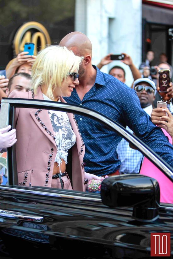 Lady-Gaga-GOTSNYC-Marc-Jacobs-Street-Style-Tom-Lorenzo-Site-TLO (5)