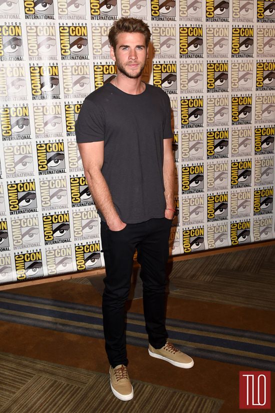 Liam-Hemsworth-Josh-Hutcherson-Jennifer-Lopez-The-Hunger-Games-Panel-Comic-Con-2015-Tom-Lorenzo-Site-TLO (2)