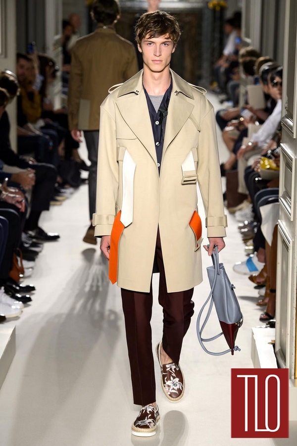Valentino-Menswear-Spring-2016-Collection-Runway-Paris-Fashion-Week-Tom-Lorenzo-Site-TLO (14)