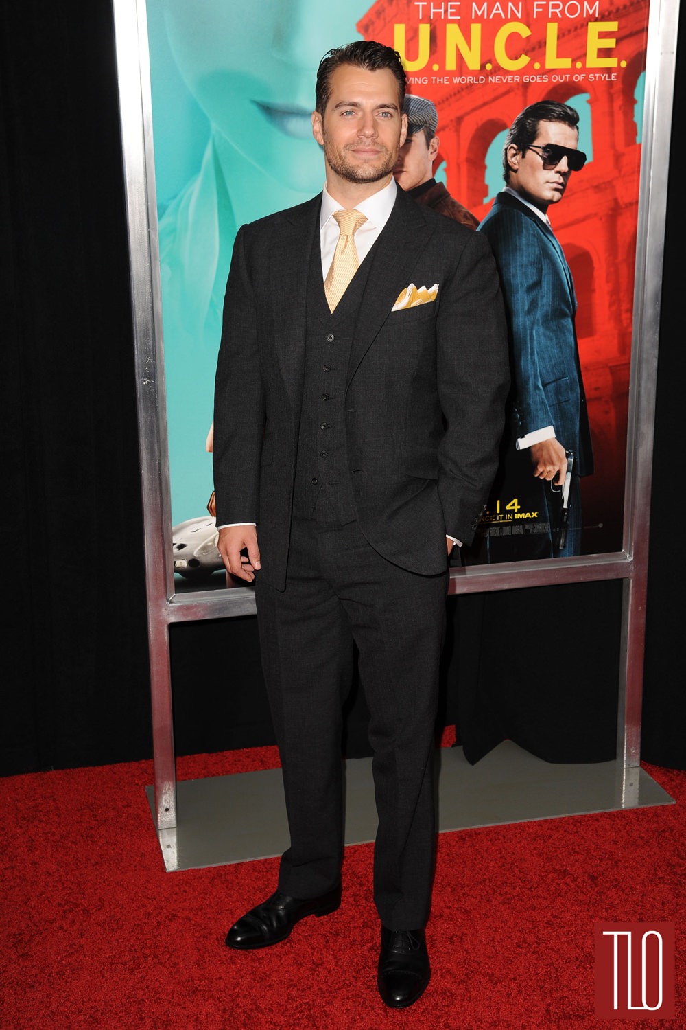 Henry-Cavill-The-Man-from-UNCLE-New-York-Movie-Premiere-Red-Carpet-Fashion-Dunhill-Tom-Lorenzo-Site-TLO (1)