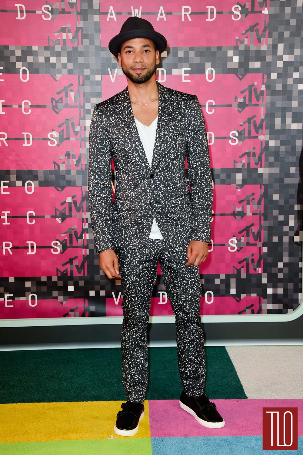 Jussie-Smollett-2015-MTV-Video-Music-Awards-Red-Carpet-Fashion-Tom-Lorenzo-Site-TLO (1)