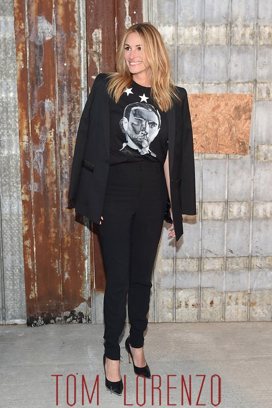 5-Givenchy-Spring-2016-Show-Front-Row-Red-Carpet-Fashion-Tom-Lorenzo-Site-TLO-Julia-Roberts