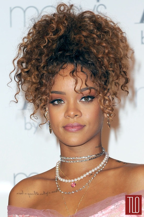 Rihanna-Promotes-RiRi-Fragrance-Red-Carpet-Fashion-Vivienne-Westwood-Tom-Lorenzo-Site-TLO (4)