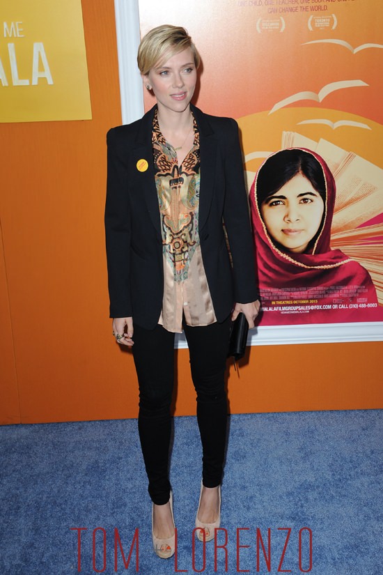 Scarlett-Johansson-He-Name-Me-Malala-Movie-New-York-Premiere-Red-Carpet-Fashion-Etro-Tom-Lorenzo-Site (6)
