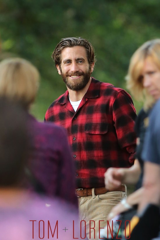 Jake-Gyllenhaal-Movie-Set-Nocturnal-Animals-Tom-Lorenzo-Site (3)