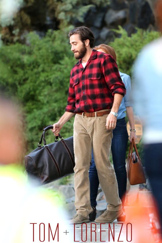 Jake-Gyllenhaal-Movie-Set-Nocturnal-Animals-Tom-Lorenzo-Site (4)