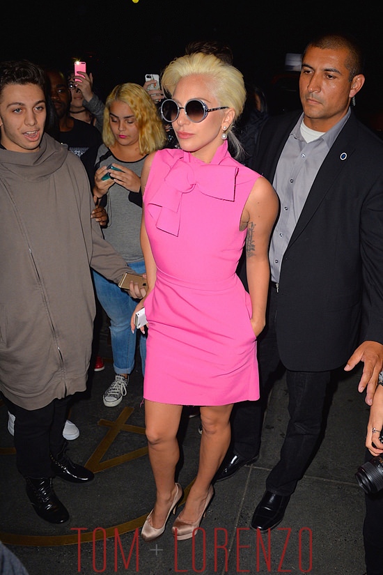 Lady-Gaga-Street-Style-JFK-NYC-TDSPRD-Tom-Lorenzo-Site (6)