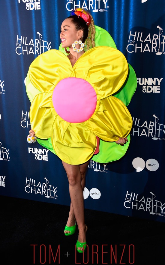 Miley-Cyrus-James-Franco-Bar-Mitzvah-Hilarity-Charity-Fashion-Agatha-Ruiz-Prada-Tom-Lorenzo-Site (4)