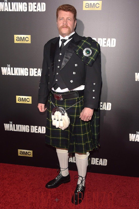 The-Walking-Dead-Season-6-New-York-Screening-Red-Carpet-Tom-Lorenzo-Site (4)