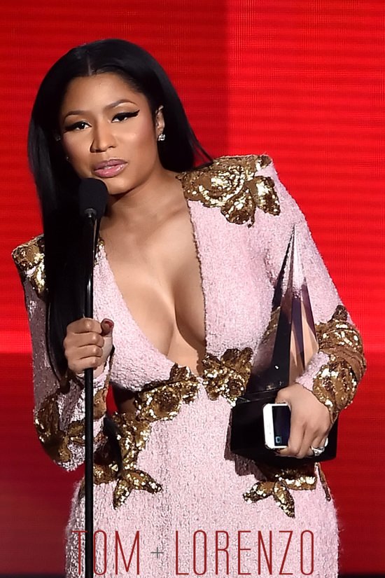 Nicki-Minaj-2015-American-Music-Awards-Fashion-Michael-Costello-Tom-Lorenzo-Site (5)