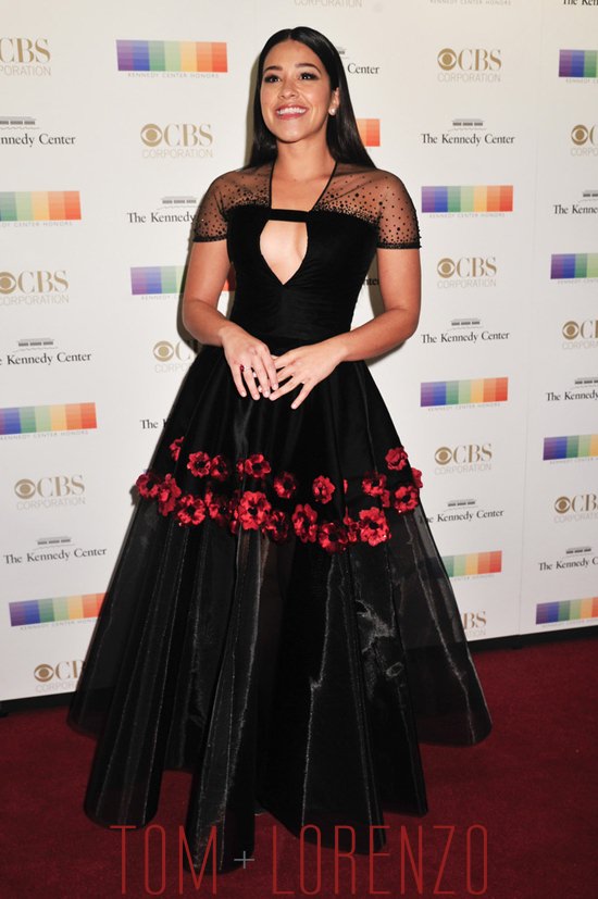 Gina-Rodriguez-2015-Kennedy-Center-Honors-Georges-Chakra-Couture-Tom-Lorenzo-Site (2)