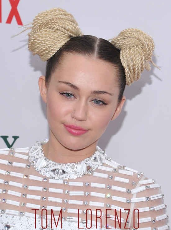 Miley-Cyrus-A-Very-Murray-Christmas-New-York-Premiere-Fashion-Prada-Tom-Lorenzo-Site (5)