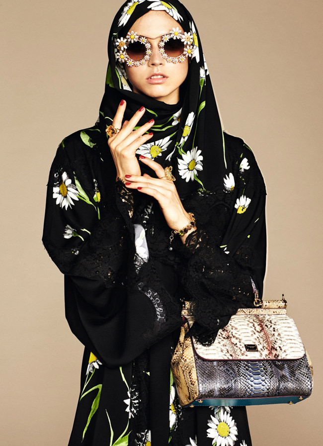 Dolce-Gabbana-Hijab-Abaya-Collection-Fashion-Tom-Lorenzo-Site (15)