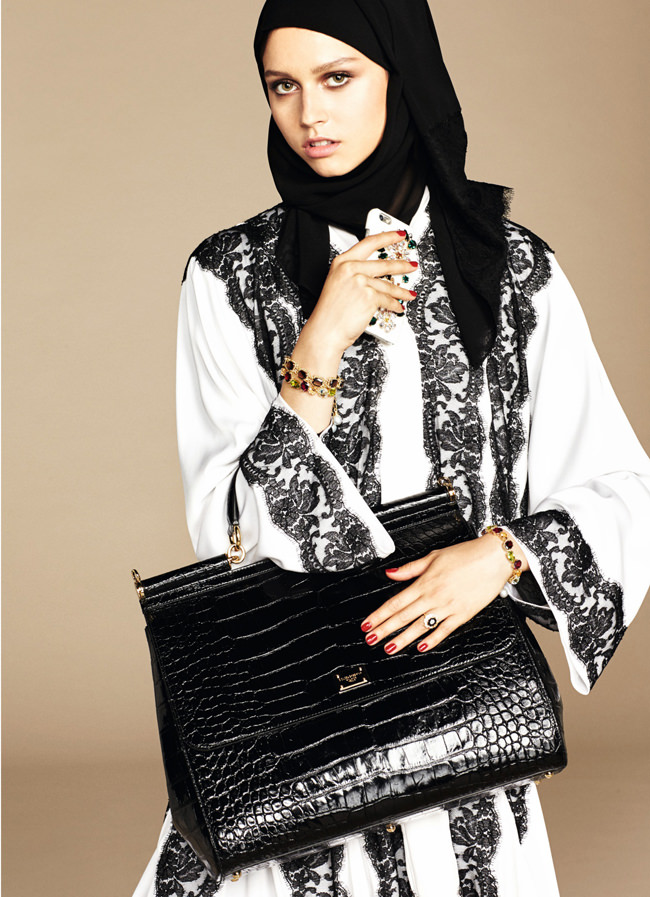 Dolce-Gabbana-Hijab-Abaya-Collection-Fashion-Tom-Lorenzo-Site (17)