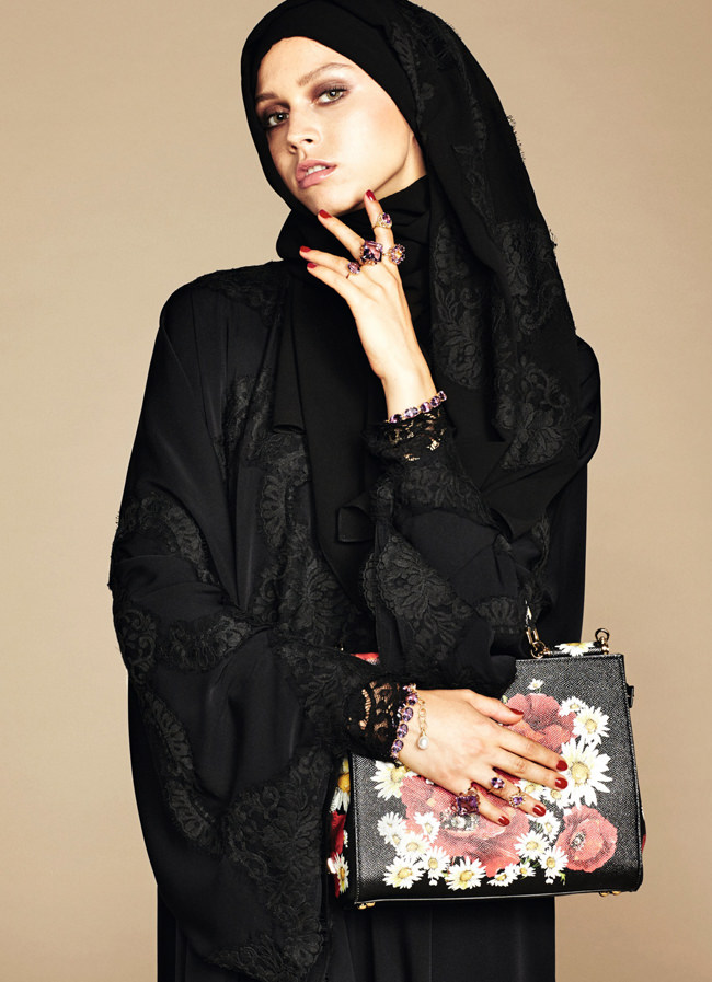 Dolce-Gabbana-Hijab-Abaya-Collection-Fashion-Tom-Lorenzo-Site (5)