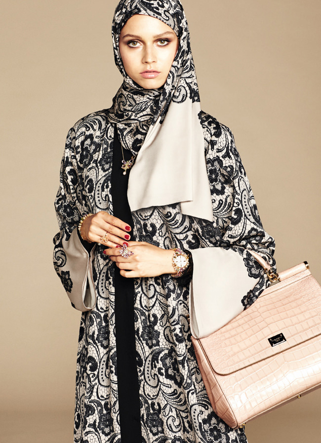 Dolce-Gabbana-Hijab-Abaya-Collection-Fashion-Tom-Lorenzo-Site (9)